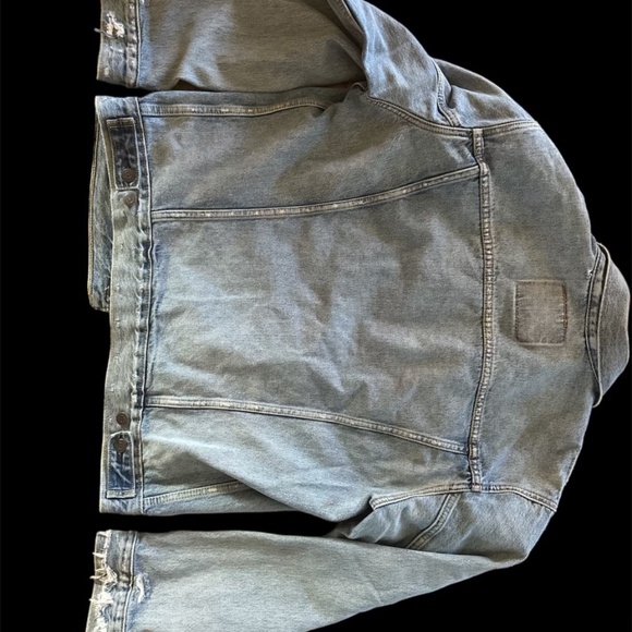 Levi’s Jean jacket - Picture 2 of 6